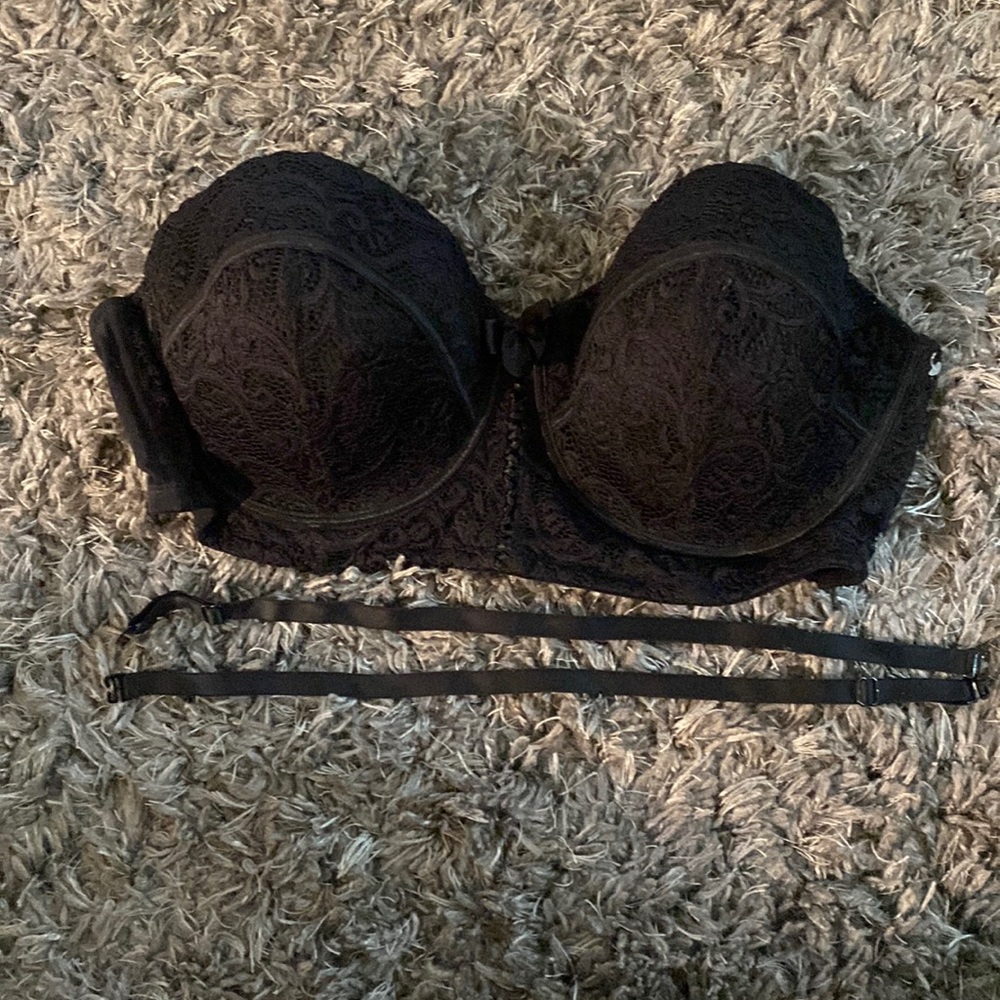 Strapless bra